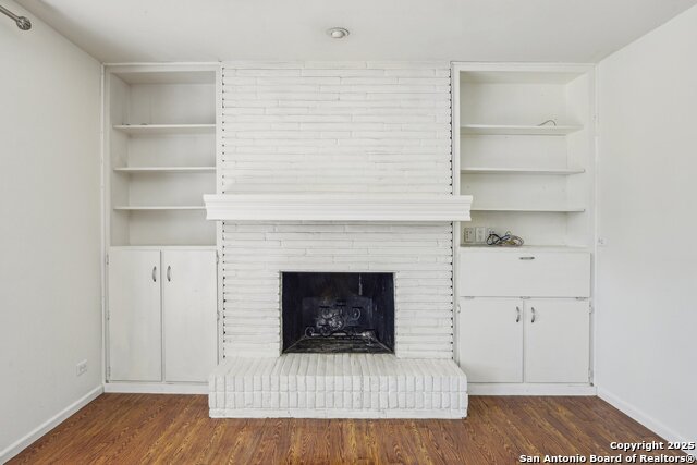 Image 9 of 46 For 310 Rosewood