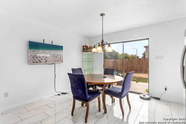 Image 6 of 15 For 10104 Villa Del Lago
