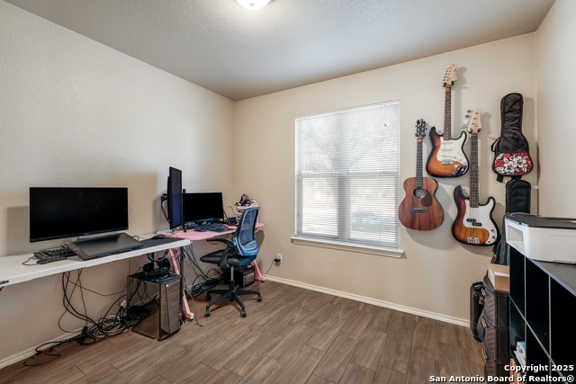 Image 4 of 24 For 8030 Cavern Hill