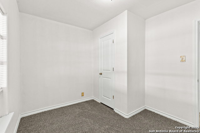 Image 15 of 25 For 1326 Vestal W