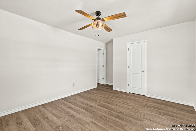 Image 20 of 25 For 1326 Vestal W