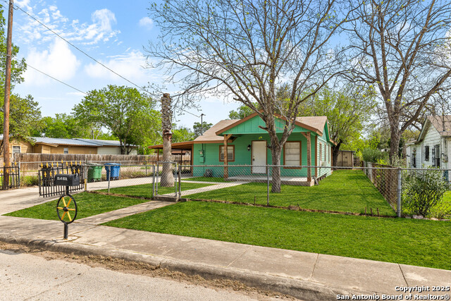 Image 4 of 25 For 1326 Vestal W