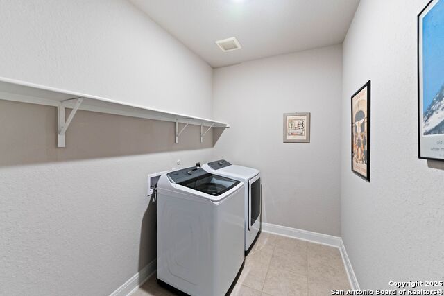 Listing photo id 26 for 3075 Mondavi Crest