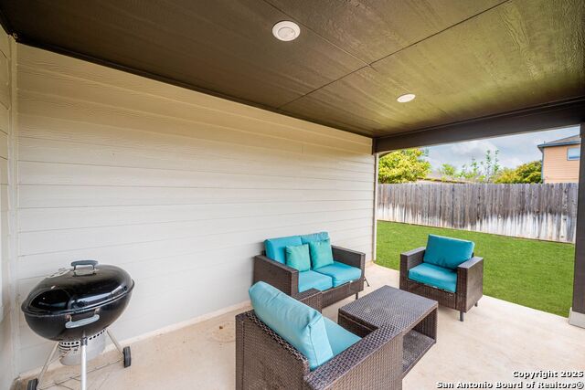 Listing photo id 27 for 3075 Mondavi Crest