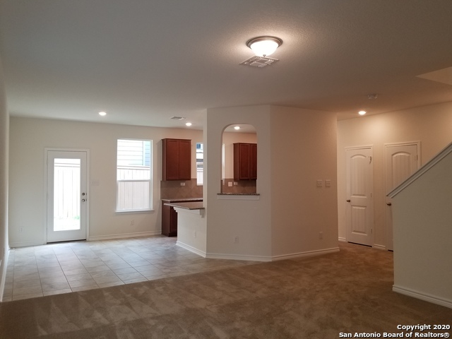Image 5 of 23 For 5911 Eckhert Rd.  135