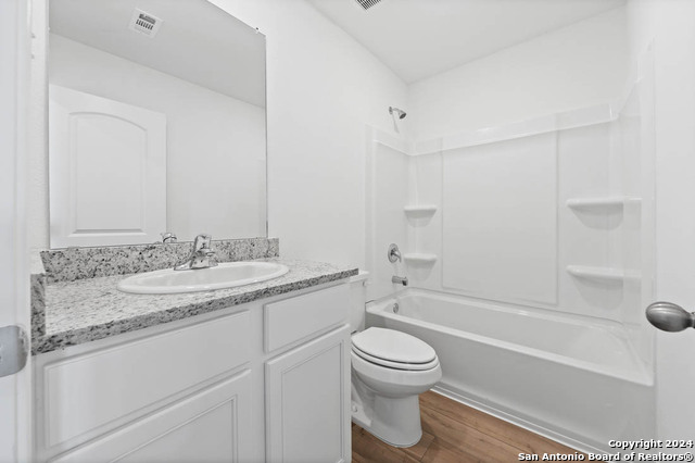 Image 13 of 13 For 10910 Lafayette Loop
