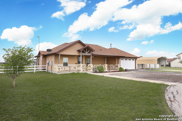 Details for 861 County Road 464, Hondo, TX 78861