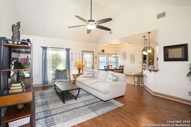 Image 10 of 42 For 861 County Road 464