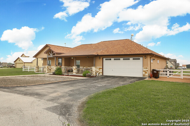 Image 3 of 42 For 861 County Road 464