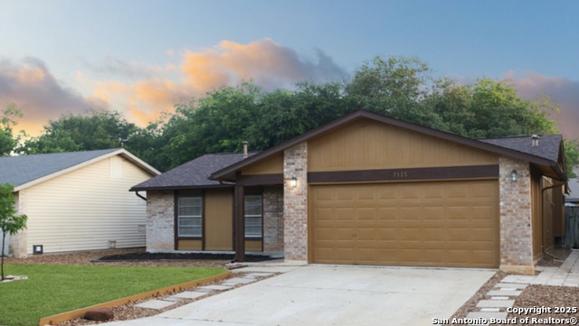 Image 2 of 18 For 7135 Spring Grove