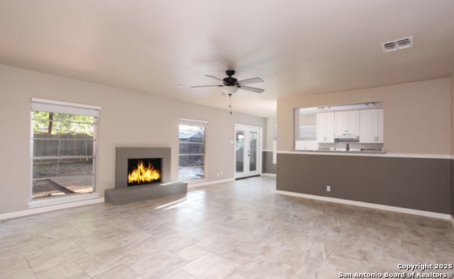 Image 3 of 18 For 7135 Spring Grove