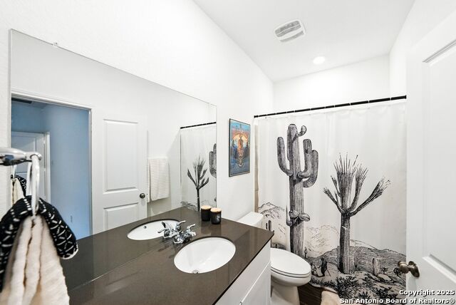 Image 11 of 61 For 31921 Tableau Ave
