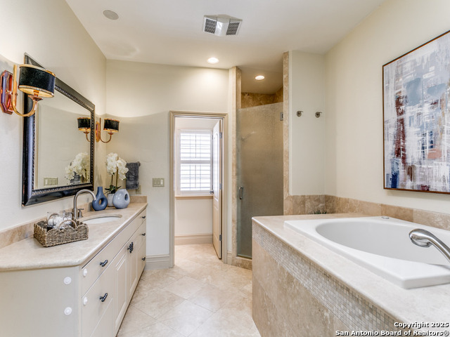 Image 17 of 29 For 7897 Broadway  1001