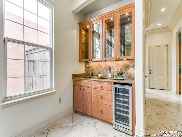 Image 9 of 29 For 7897 Broadway  1001