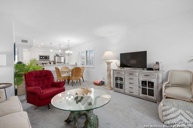 Image 16 of 40 For 706 Lauderdale  706