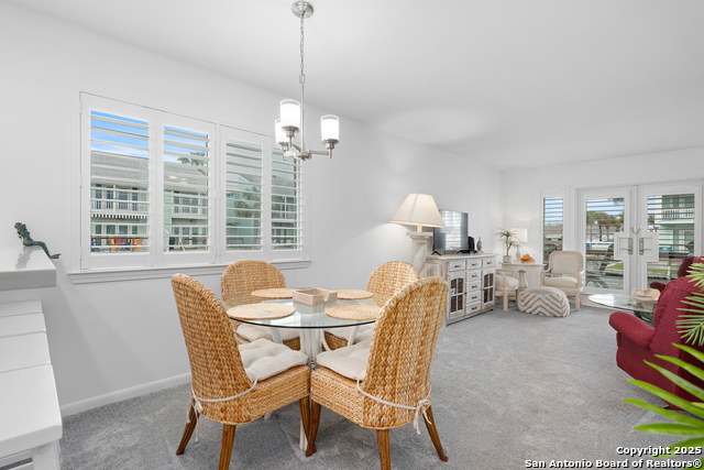 Image 17 of 40 For 706 Lauderdale  706