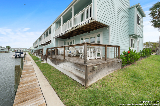 Image 31 of 40 For 706 Lauderdale  706
