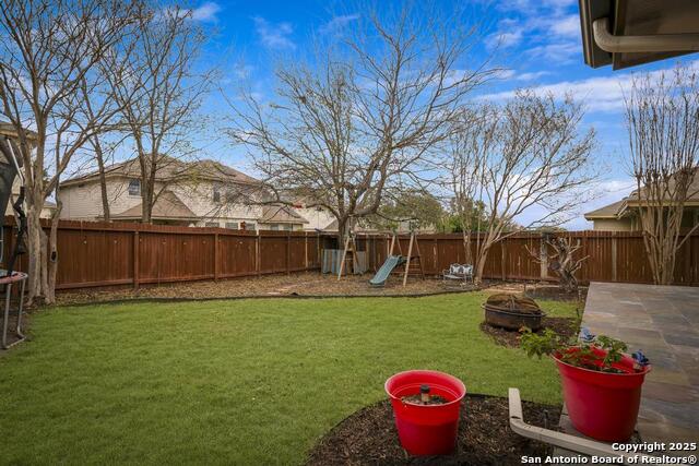 Listing photo id 20 for 12731 Avens Arbor