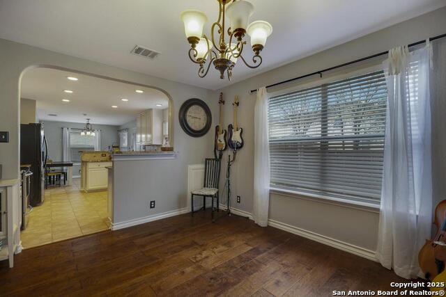 Listing photo id 6 for 12731 Avens Arbor