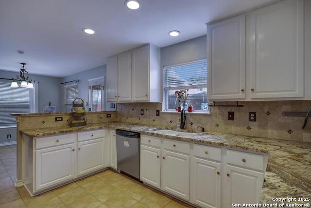 Listing photo id 7 for 12731 Avens Arbor