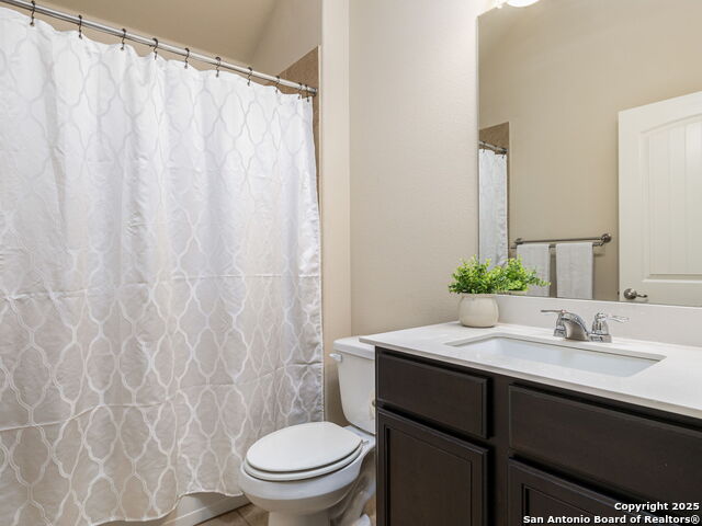 Listing photo id 15 for 3620 Tor Lane
