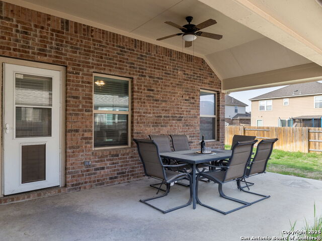 Listing photo id 19 for 3620 Tor Lane