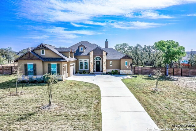 Details for 527 James Way, Castroville, TX 78009
