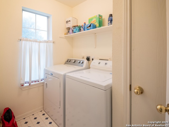 Listing photo id 13 for 16801 Trevin