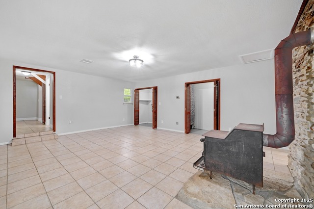 Image 12 of 26 For 100 Cherokee Ln