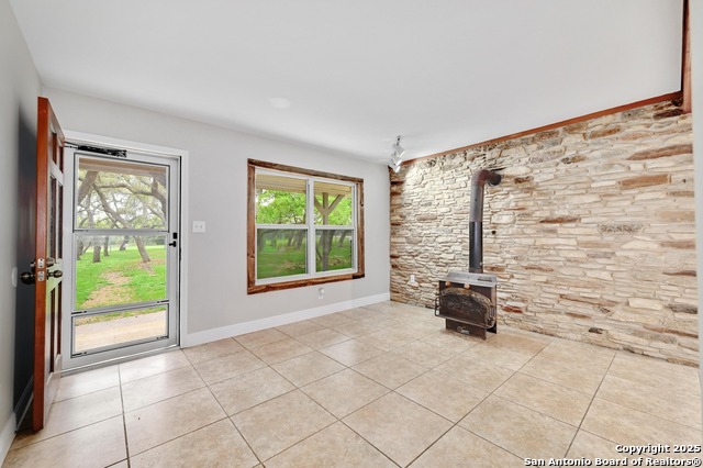 Image 3 of 26 For 100 Cherokee Ln