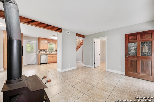 Image 4 of 26 For 100 Cherokee Ln