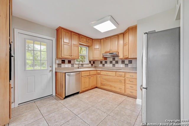 Image 6 of 26 For 100 Cherokee Ln