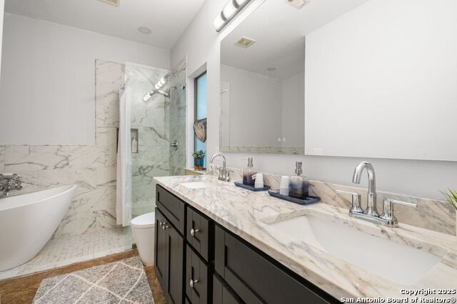 Listing photo id 22 for 15610 Chinquapin