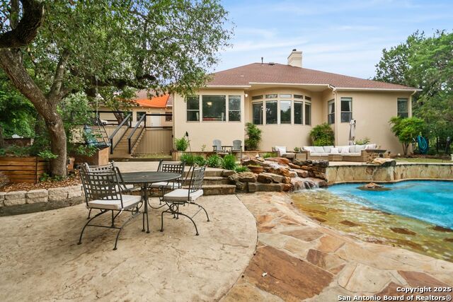 Listing photo id 27 for 15610 Chinquapin