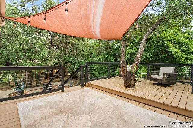 Listing photo id 44 for 15610 Chinquapin
