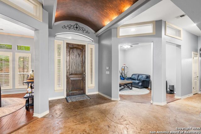 Listing photo id 3 for 15610 Chinquapin