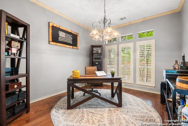 Listing photo id 4 for 15610 Chinquapin