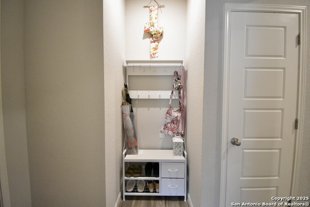 Listing photo id 23 for 12112 Icon Ridge