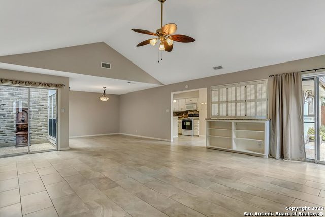 Image 18 of 24 For 11318 Whisper Willow St