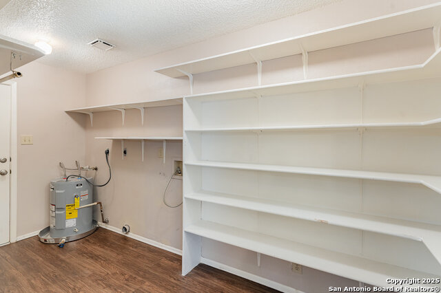 Image 10 of 26 For 1214 Oak Path