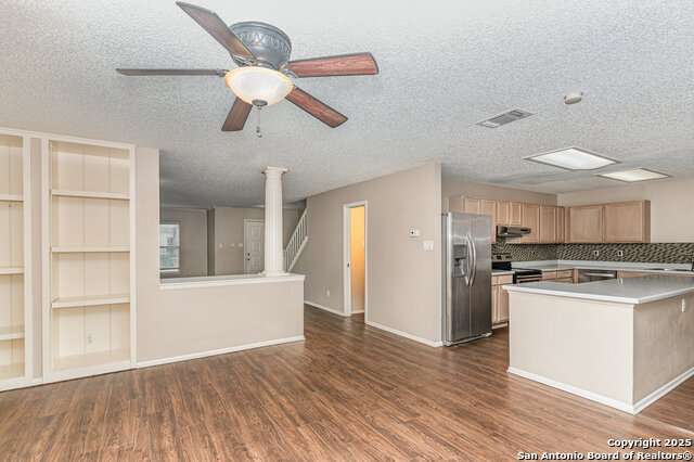 Image 4 of 26 For 1214 Oak Path