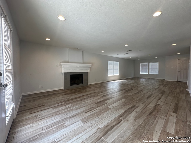Image 12 of 35 For 21502 Tenore