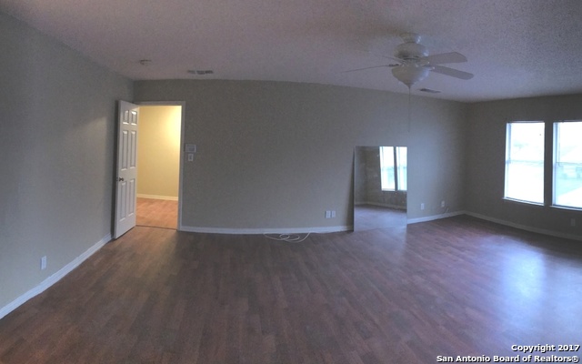 Image 21 of 35 For 21502 Tenore