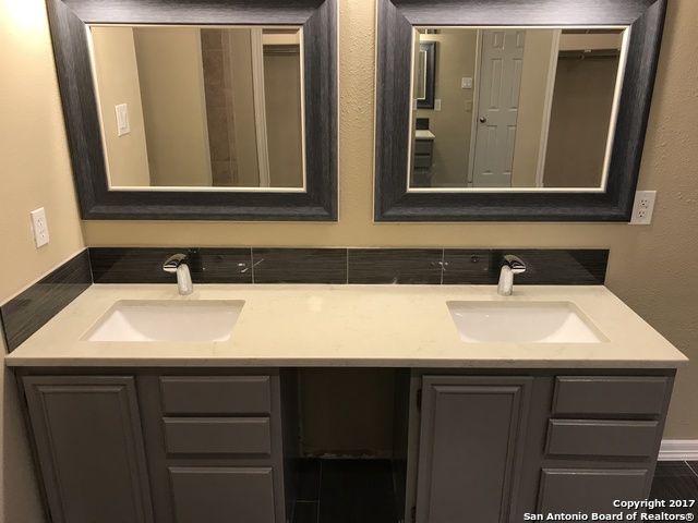Image 24 of 35 For 21502 Tenore