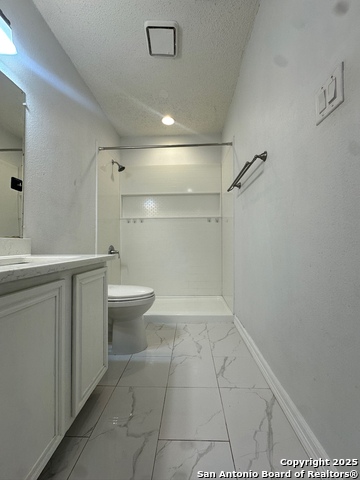Image 29 of 35 For 21502 Tenore
