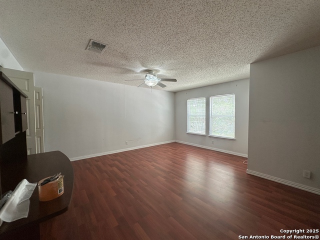 Image 33 of 35 For 21502 Tenore