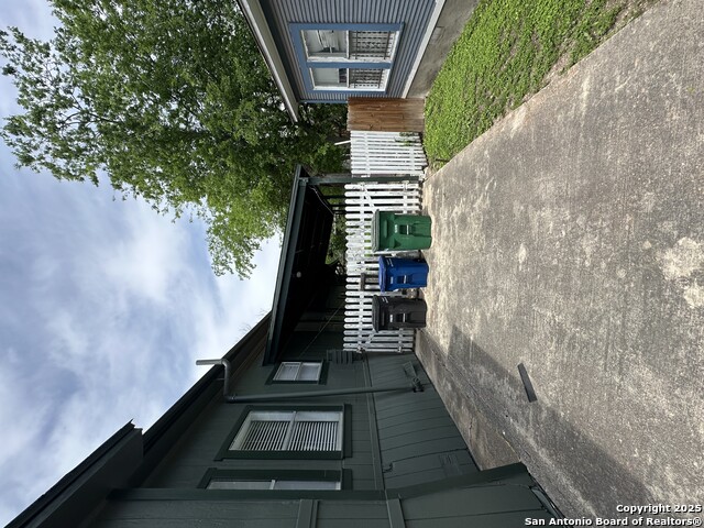 Image 64 of 66 For 311 Ashby E