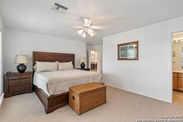 Image 22 of 41 For 411 Greenbriar Dr. W