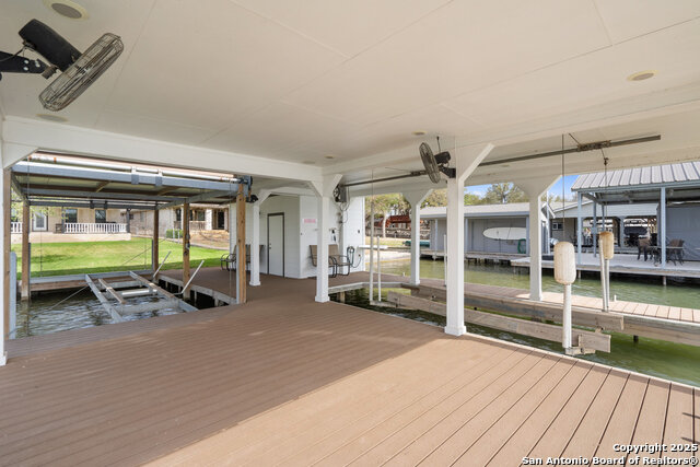 Image 38 of 41 For 411 Greenbriar Dr. W