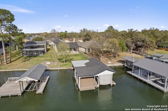 Image 39 of 41 For 411 Greenbriar Dr. W